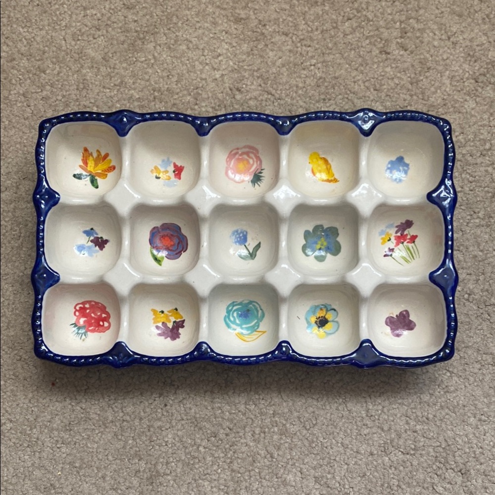 The Pioneer Woman Blue Floral Egg Tray
